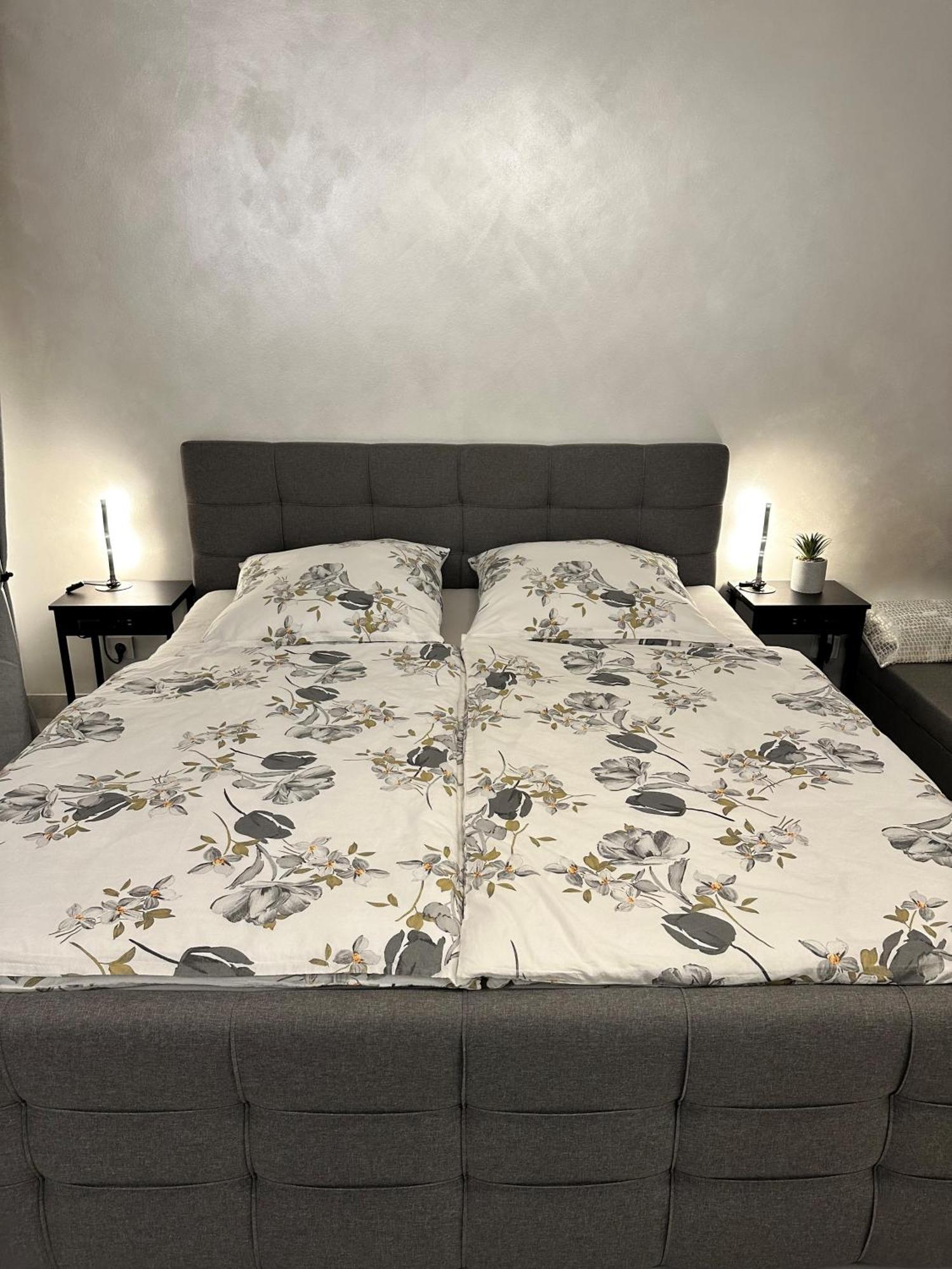 Fewo Sky21 * Langen Exklusives Appartment Vollausstattung / Zentrale Lage *Neu* エクステリア 写真